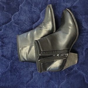 Dr Scholls ladies boots